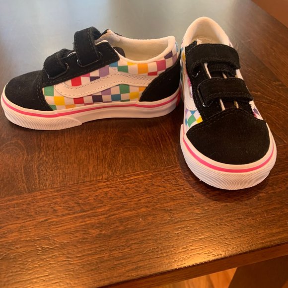 vans ward rainbow checkered skate shoes